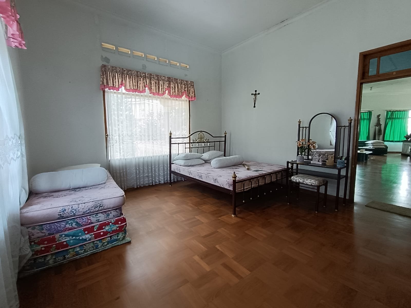 WhatsApp Image 2024-03-15 at 08.42.39 (1)