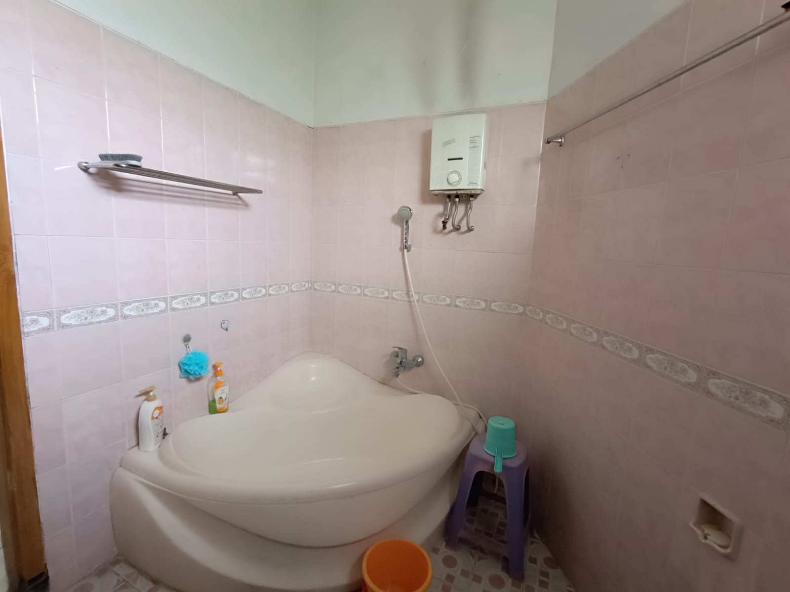 WhatsApp Image 2024-03-15 at 08.42.43 (2)