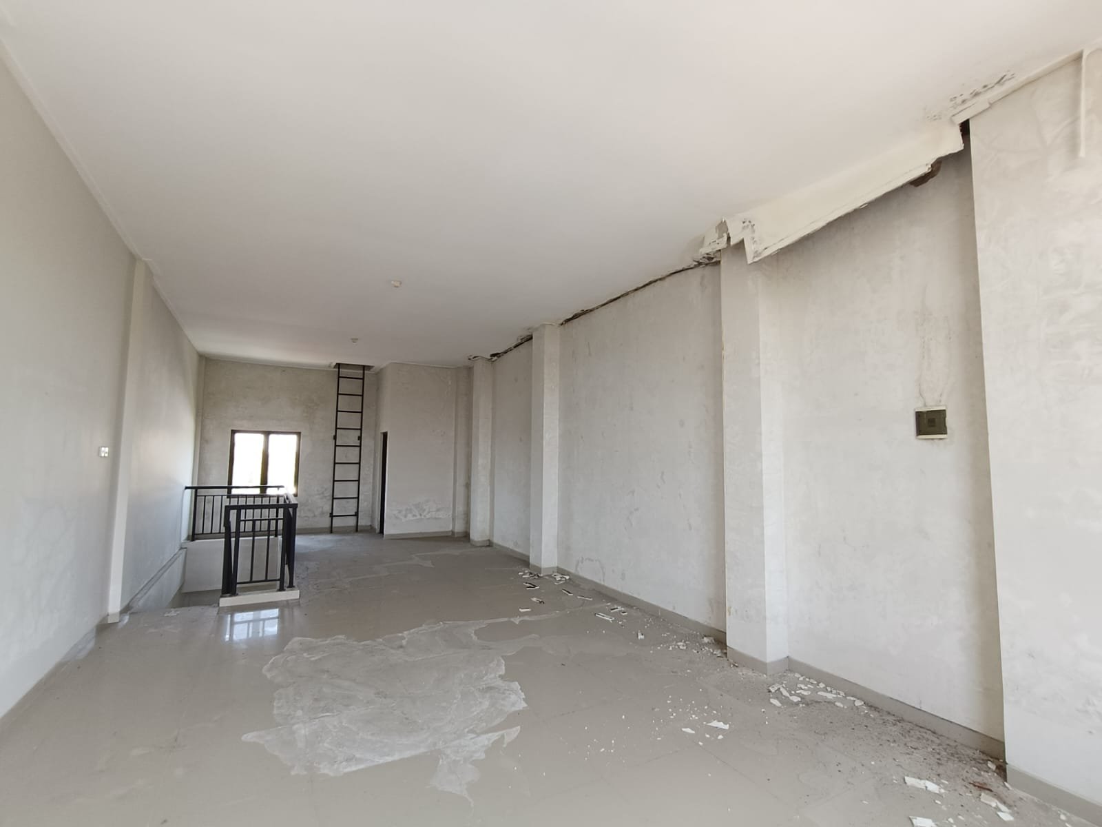 WhatsApp Image 2024-11-08 at 16.04.17