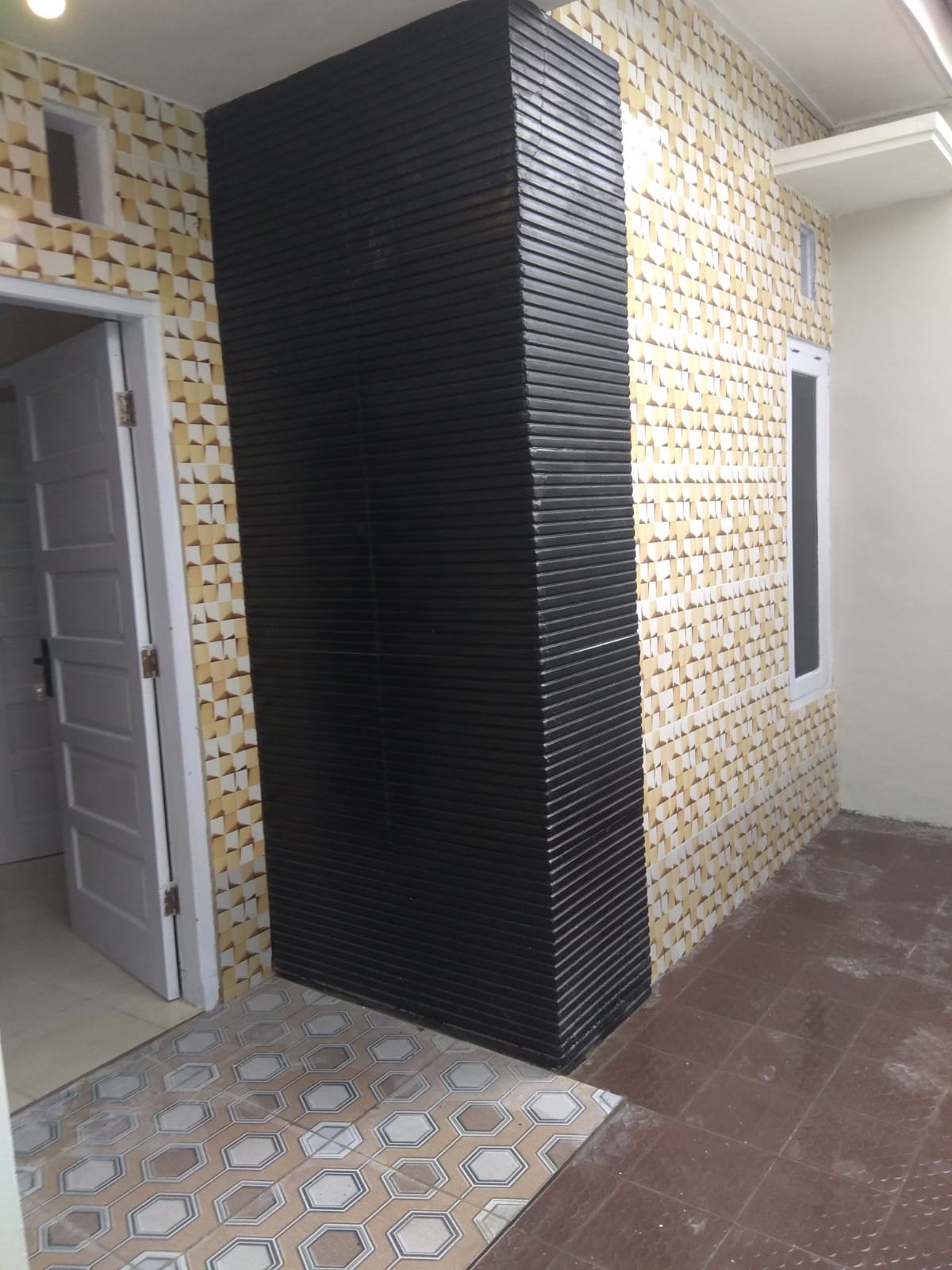 WhatsApp Image 2023-12-16 at 10.06.09 (1)