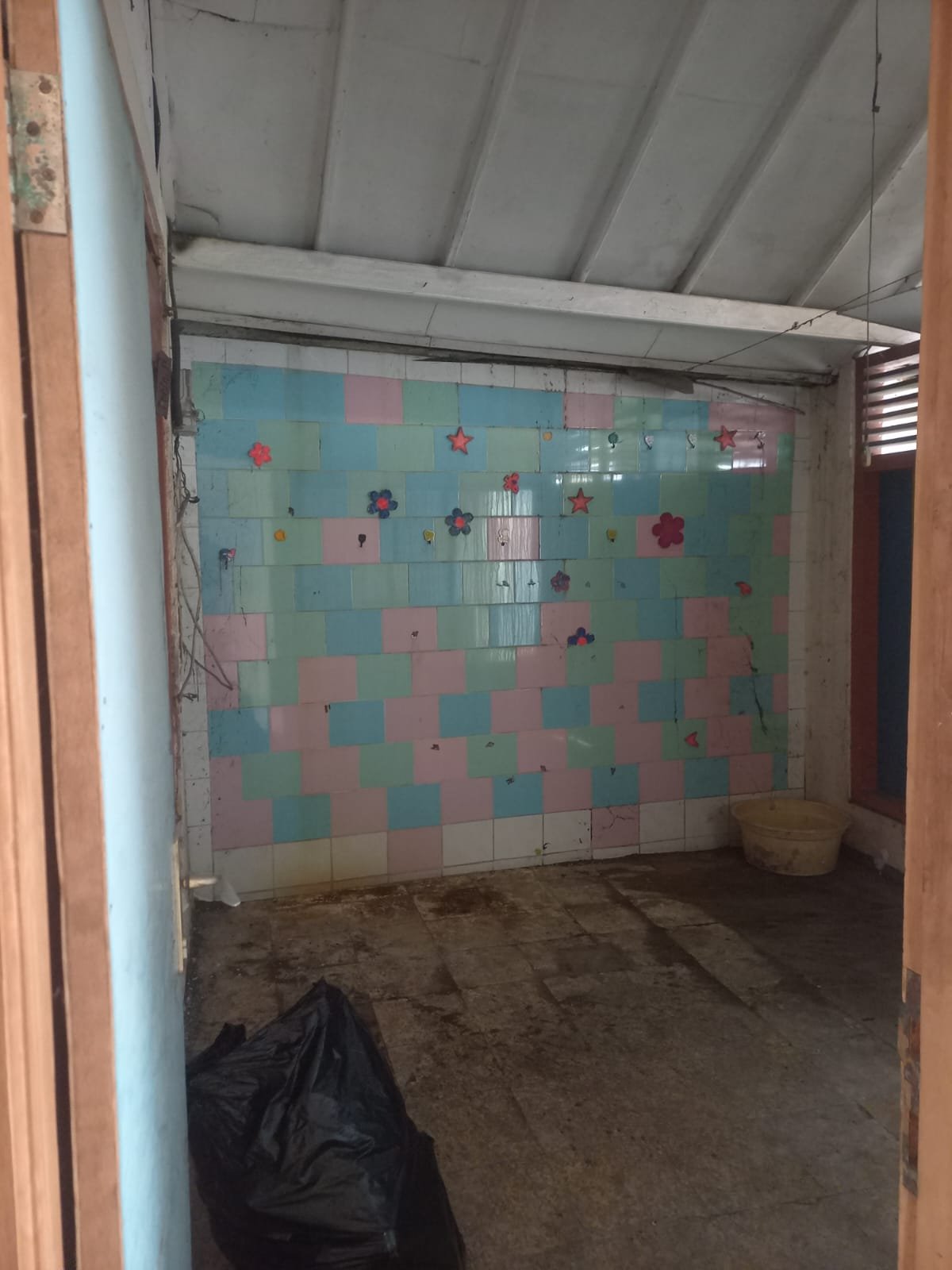 WhatsApp Image 2024-05-13 at 11.58.45