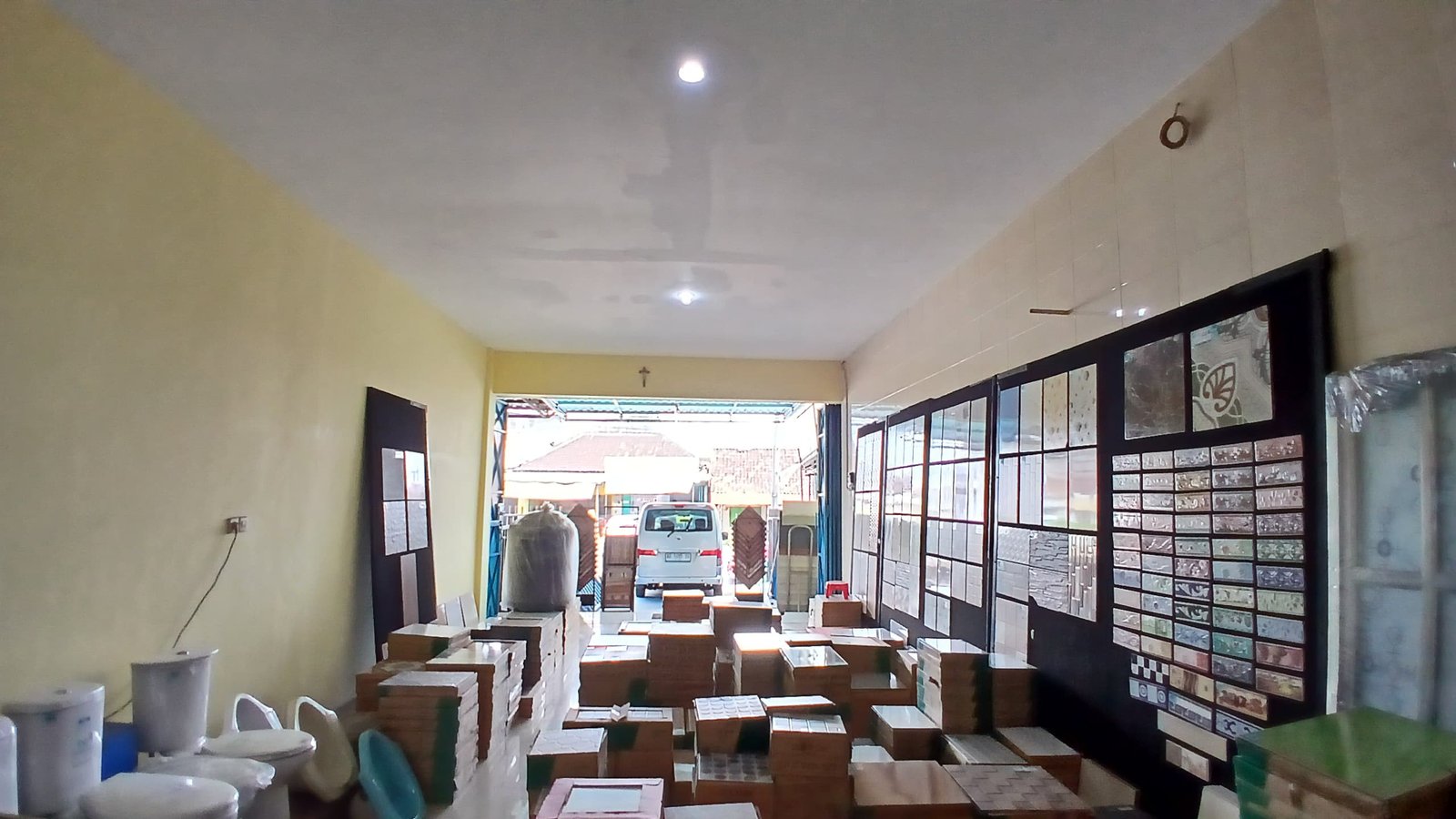 WhatsApp Image 2024-12-02 at 10.49.18 (1)