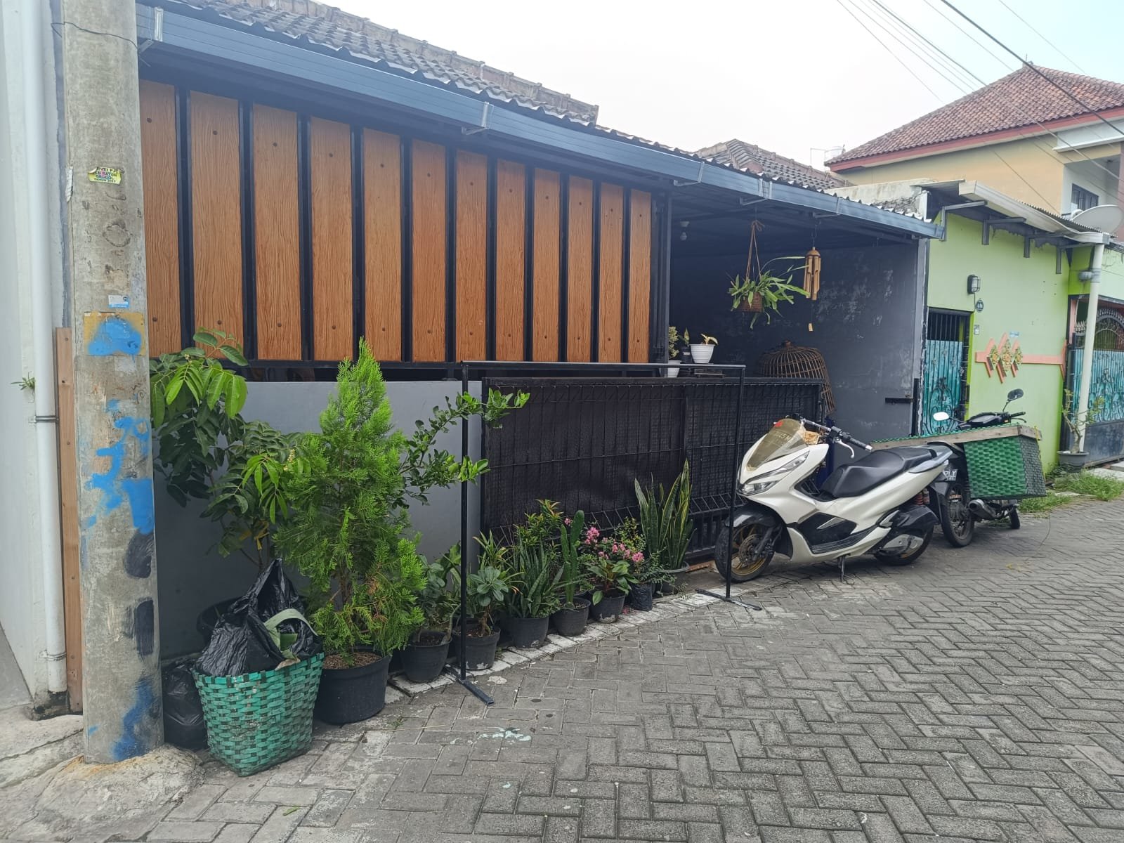 WhatsApp Image 2024-12-12 at 11.45.32 (2)