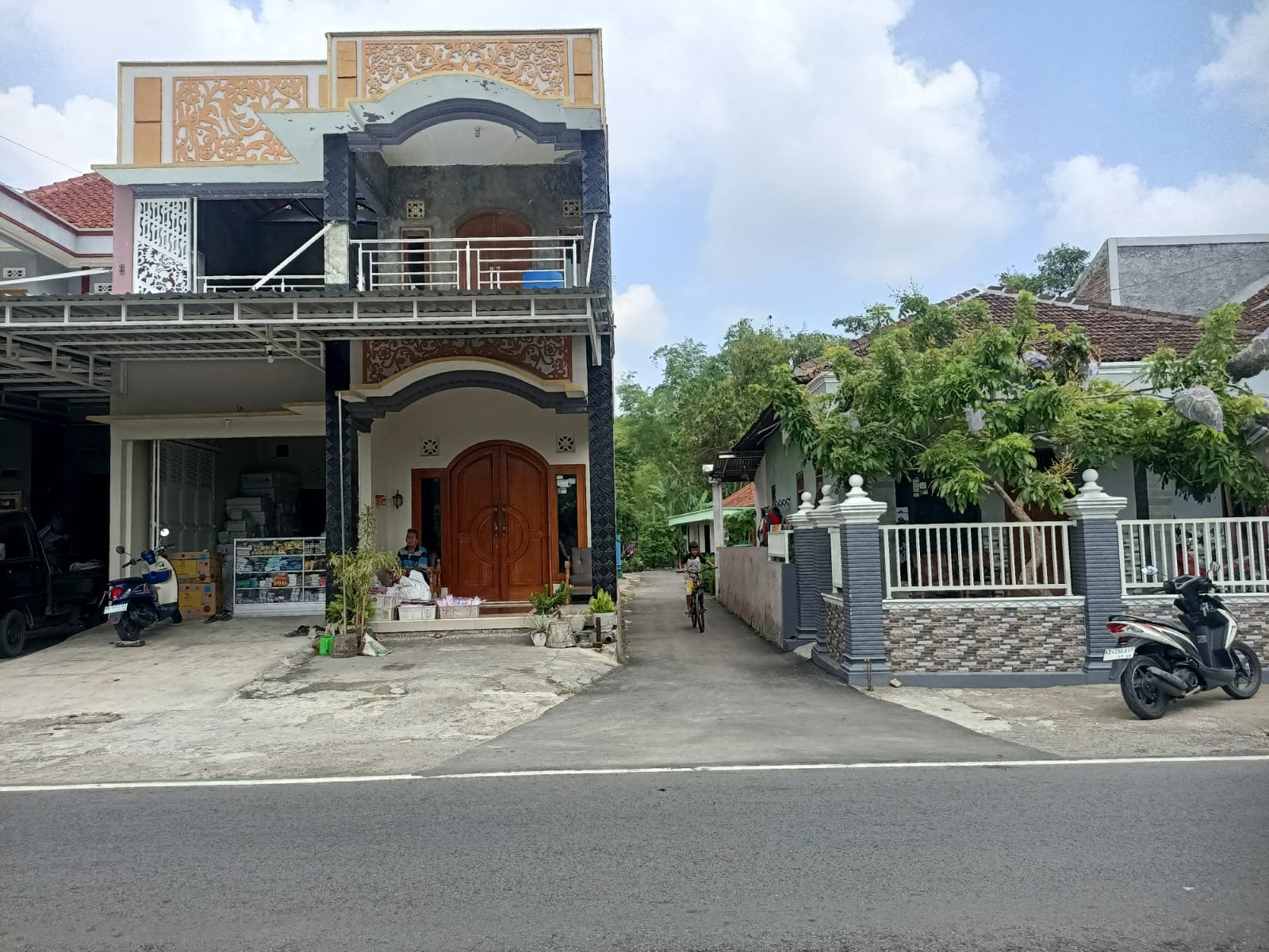 WhatsApp Image 2023-12-06 at 12.05.09