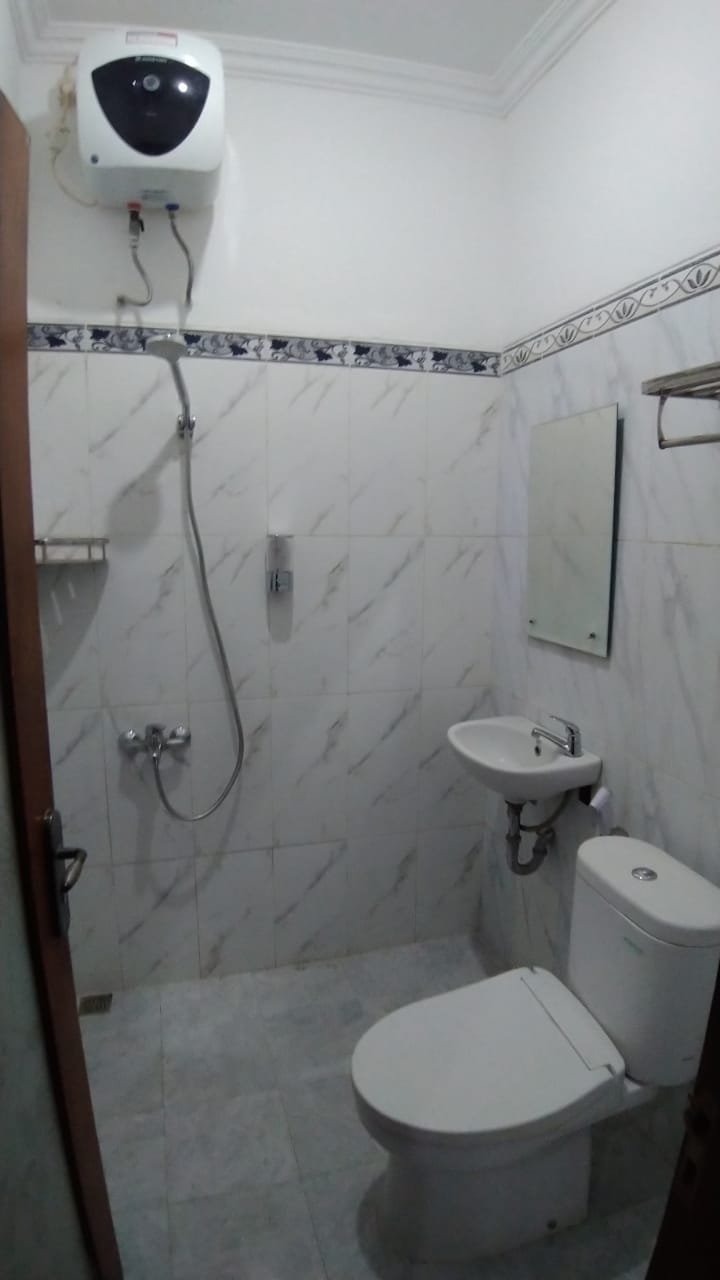 WhatsApp Image 2024-04-27 at 14.44.30 (1)