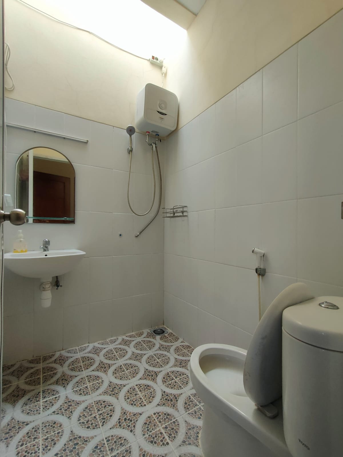 WhatsApp Image 2024-05-06 at 11.02.07 (1)