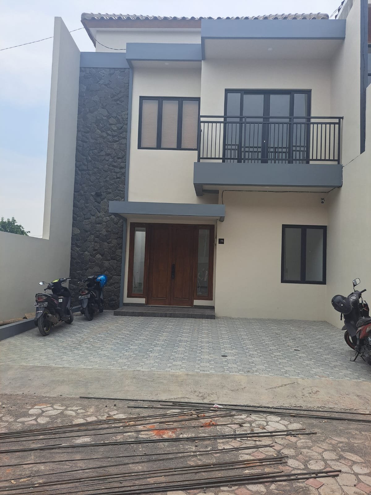 WhatsApp Image 2024-10-12 at 10.17.00