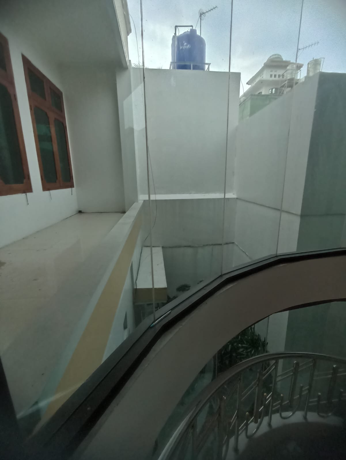 WhatsApp Image 2024-12-06 at 13.19.42