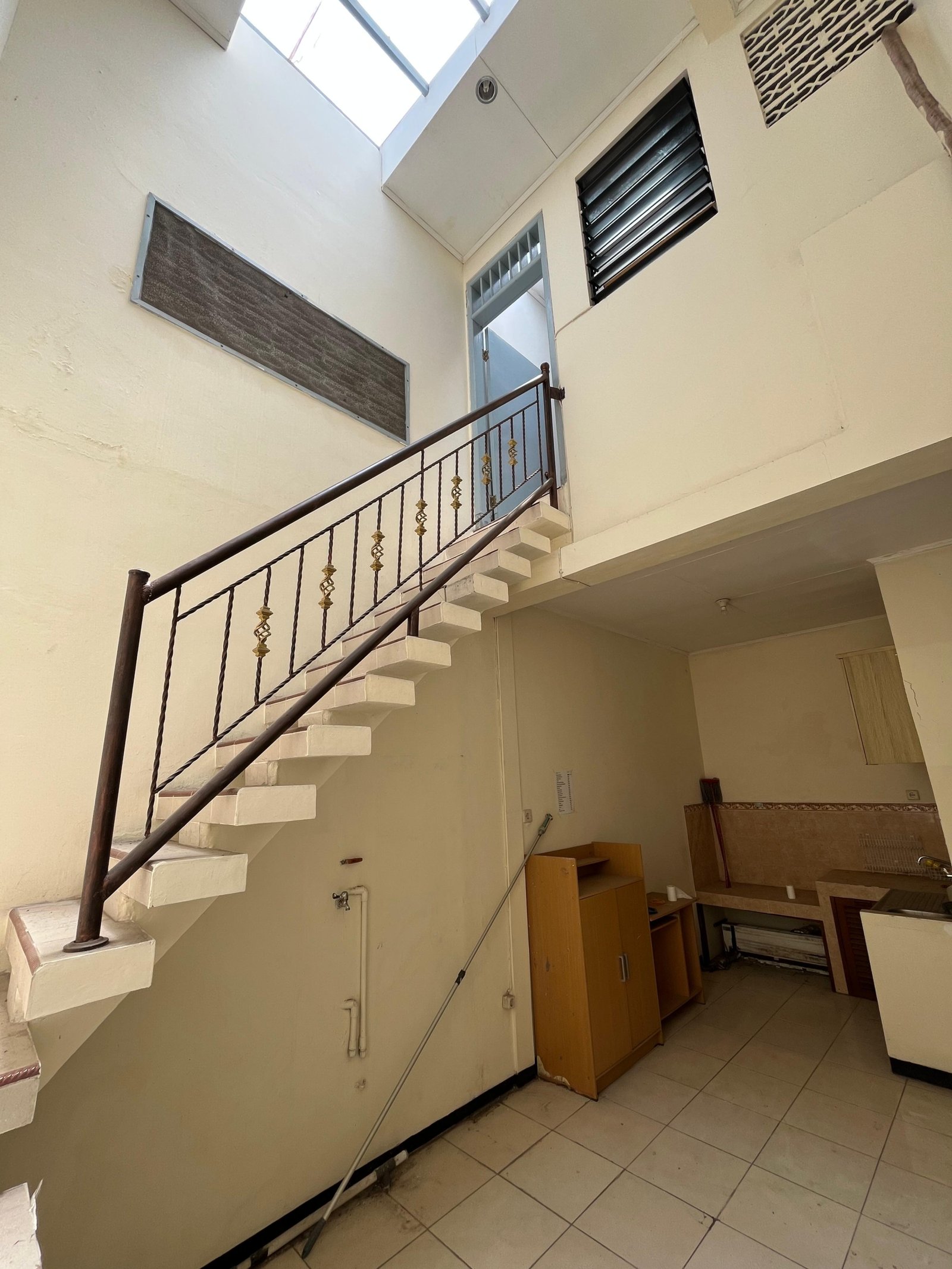 WhatsApp Image 2025-02-22 at 13.40.03