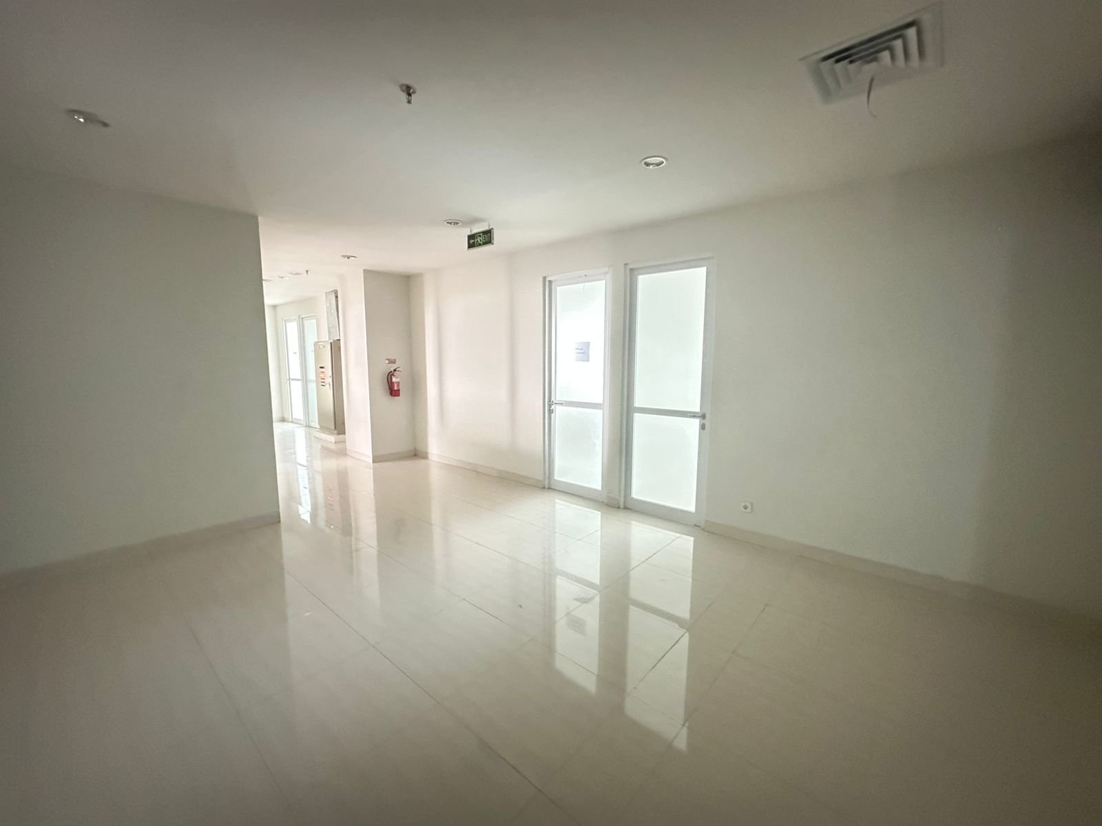 WhatsApp Image 2025-03-14 at 08.47.32 (1)