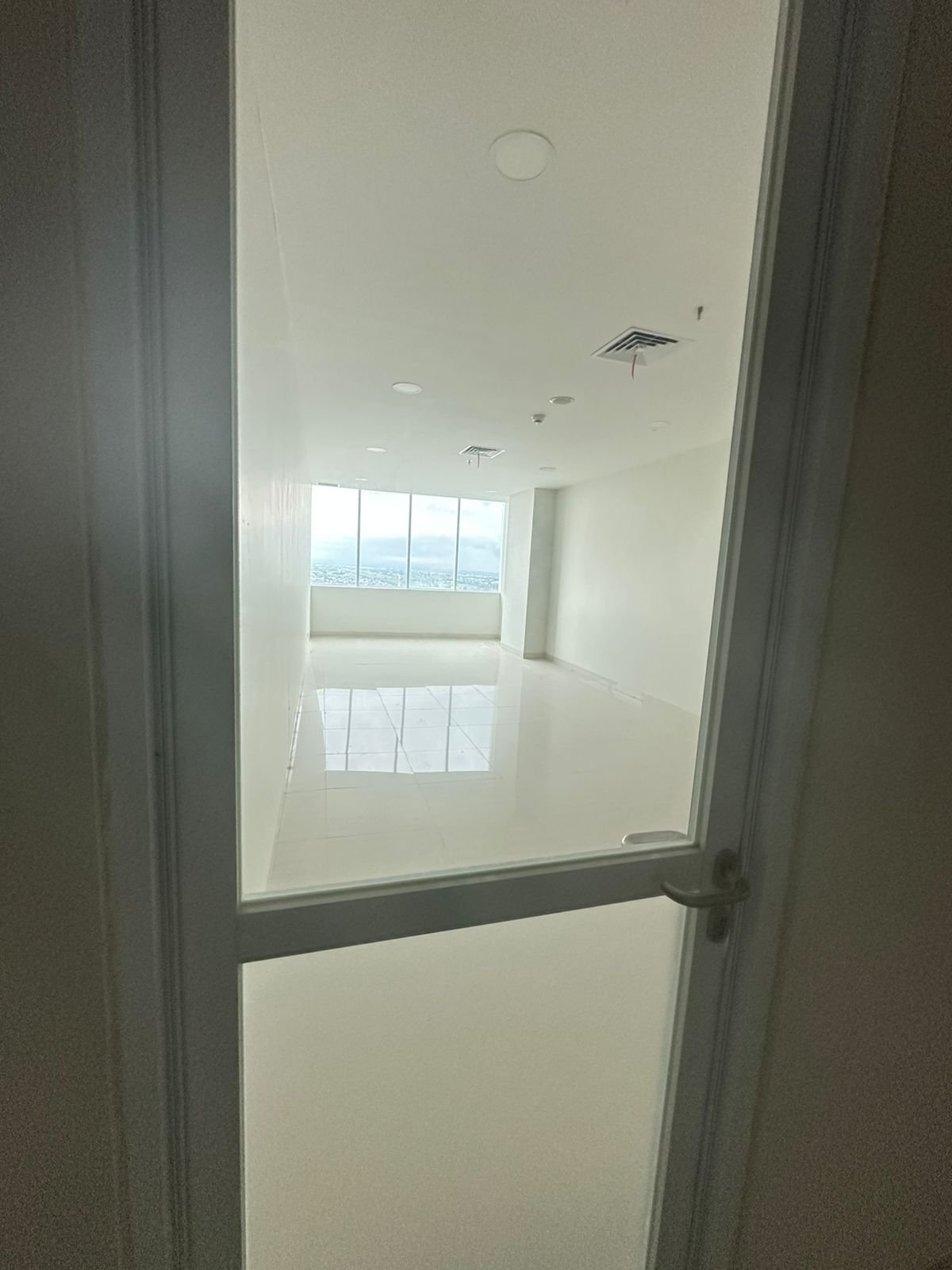 WhatsApp Image 2025-03-14 at 08.47.32 (2)