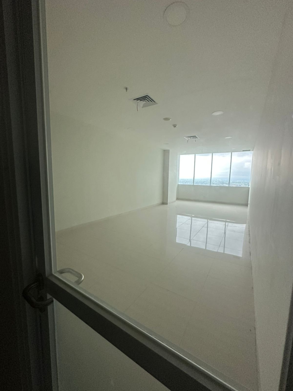 WhatsApp Image 2025-03-14 at 08.47.34 (1)