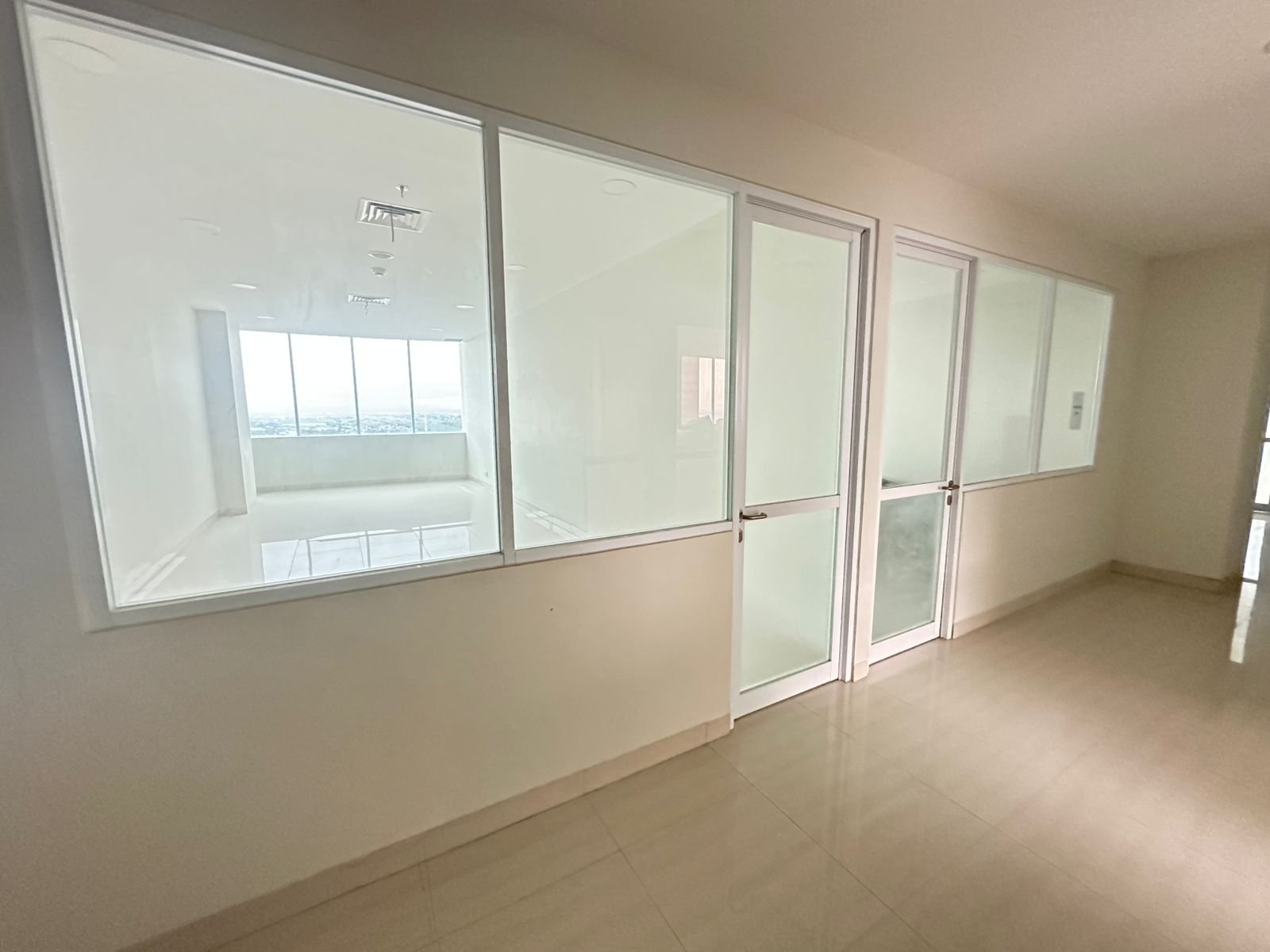 WhatsApp Image 2025-03-14 at 08.47.34 (2)