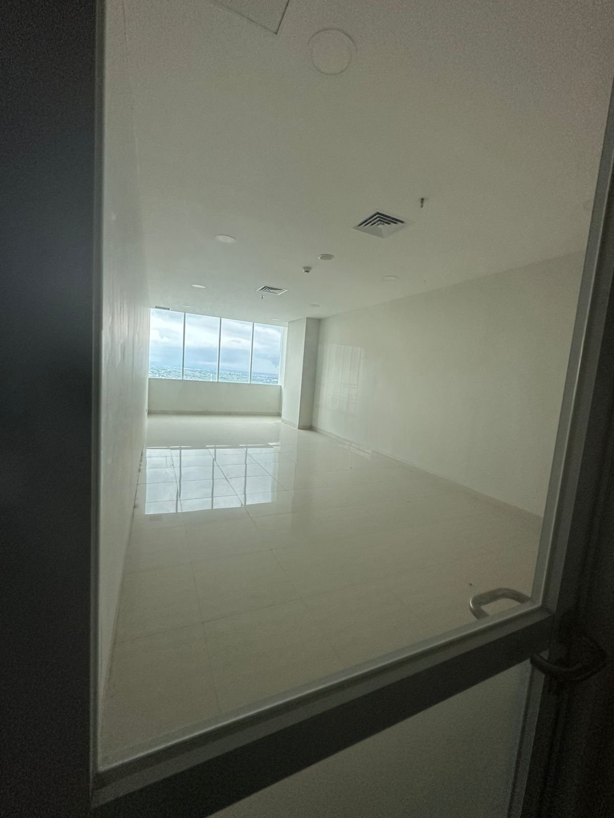 WhatsApp Image 2025-03-14 at 08.47.34