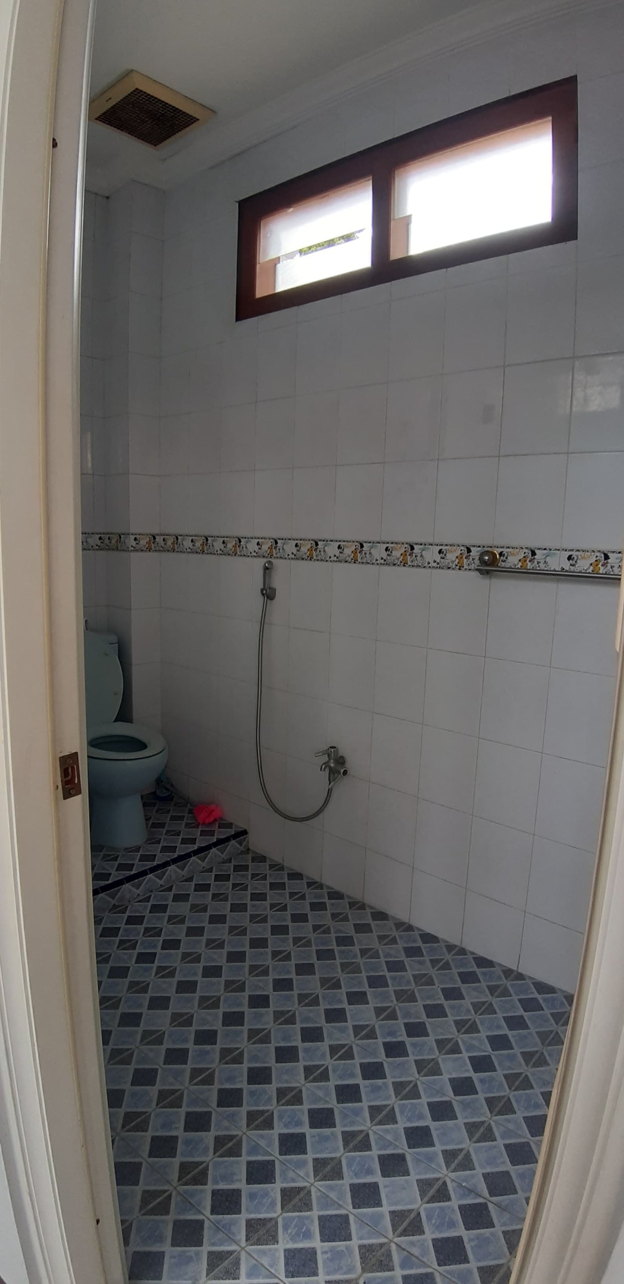 WhatsApp Image 2025-03-18 at 11.59.42