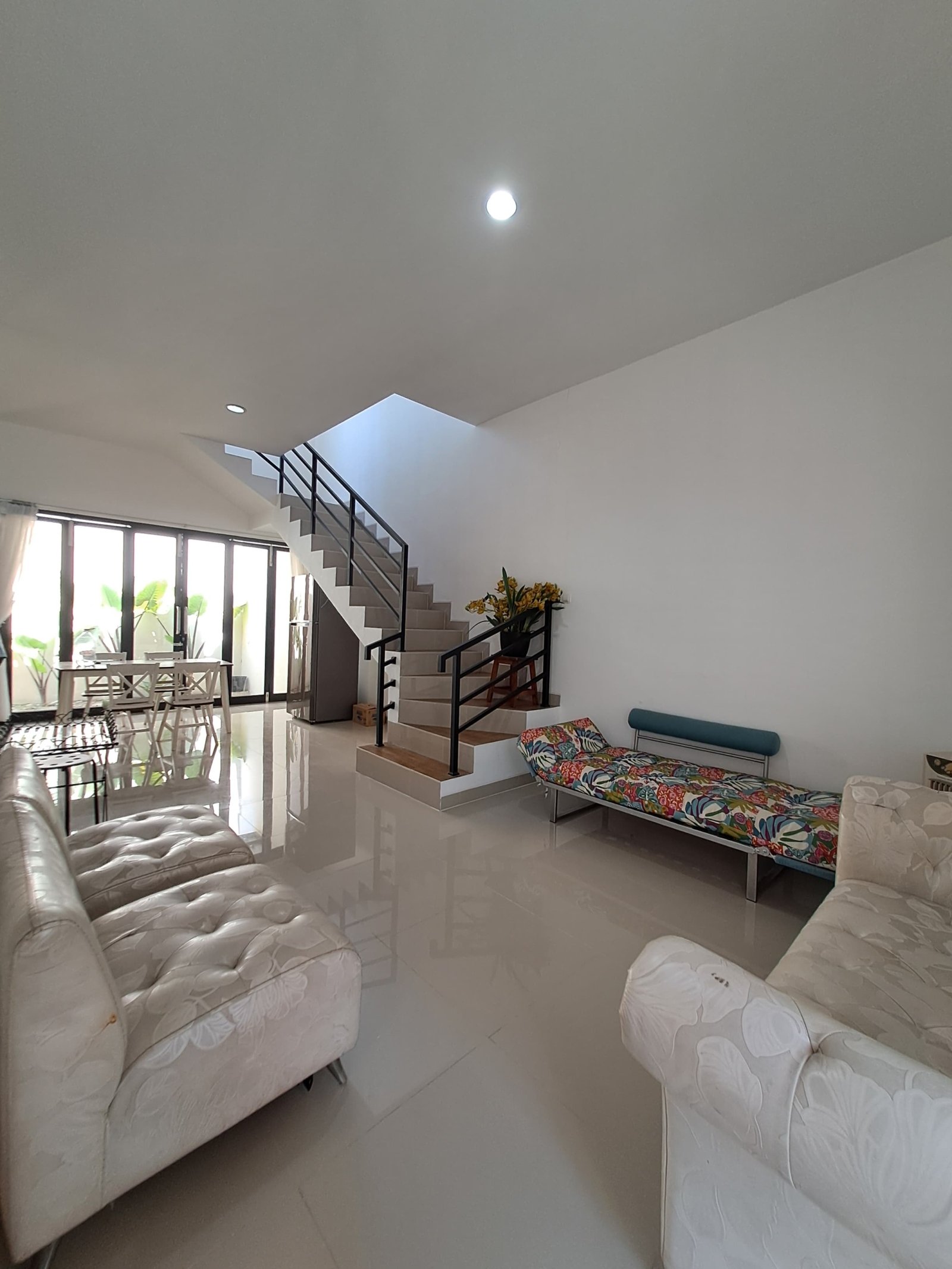 WhatsApp Image 2025-03-22 at 13.49.24