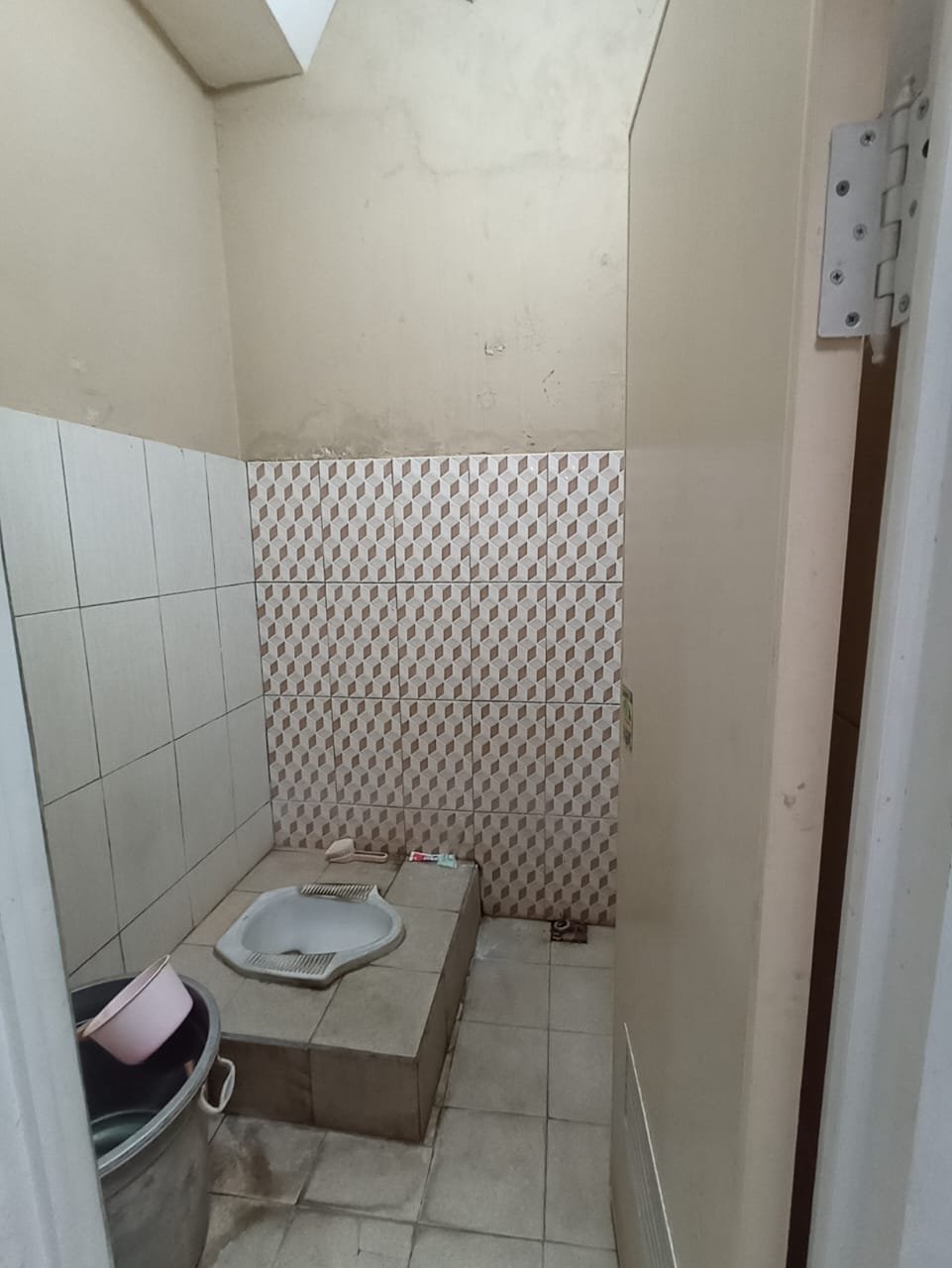 WhatsApp Image 2025-04-04 at 09.53.22 (1)