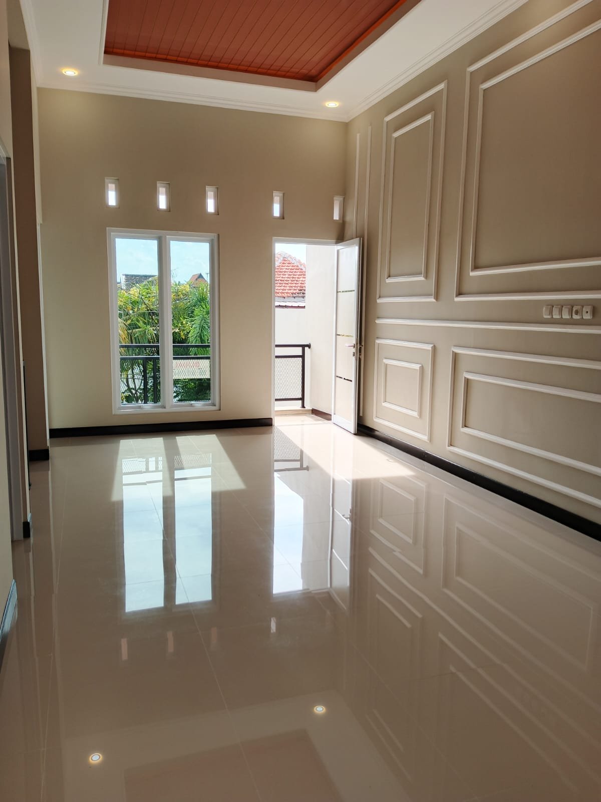 WhatsApp Image 2025-04-30 at 10.24.03 (2)