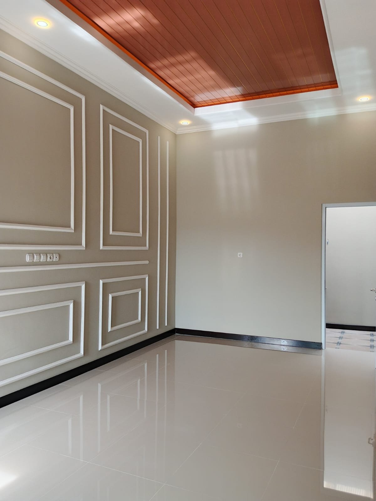 WhatsApp Image 2025-04-30 at 10.24.05