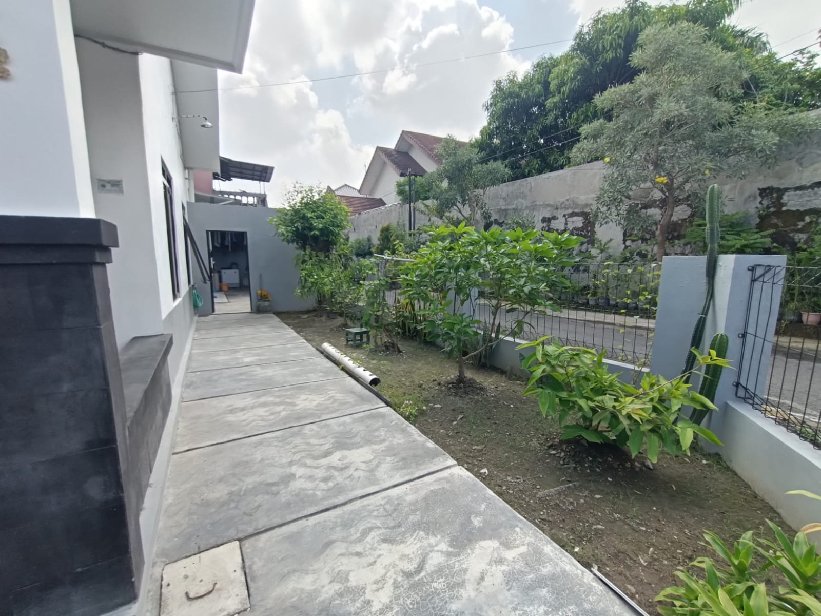 WhatsApp Image 2025-05-10 at 14.04.01 (1)