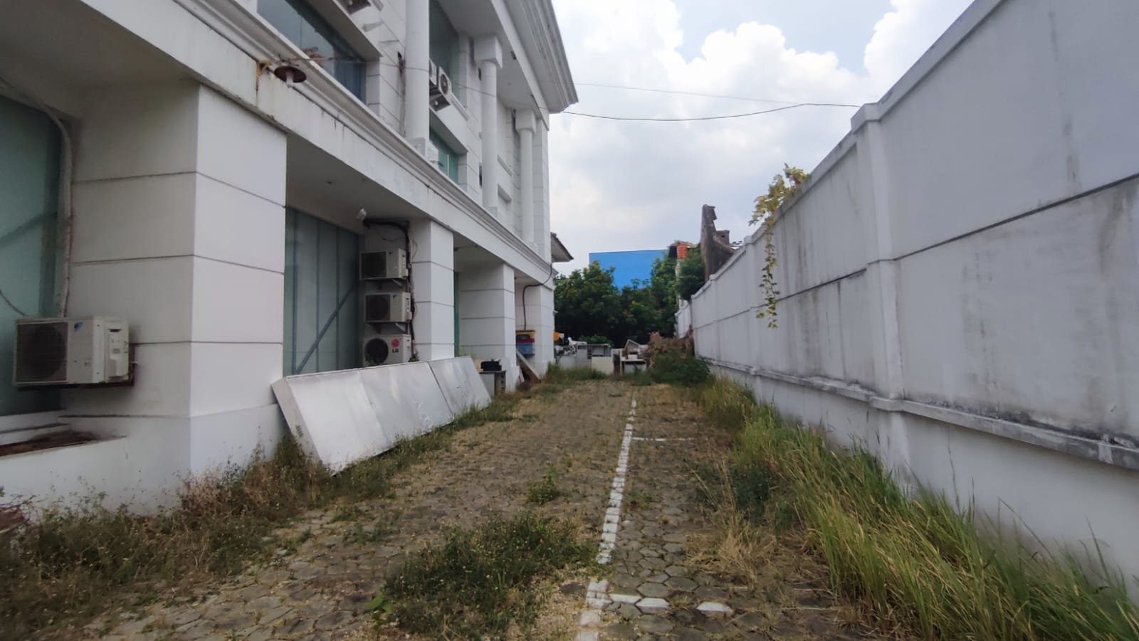 WhatsApp Image 2025-05-19 at 09.01.14