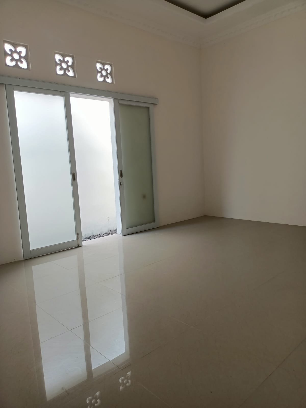 WhatsApp Image 2025-06-07 at 15.27.28