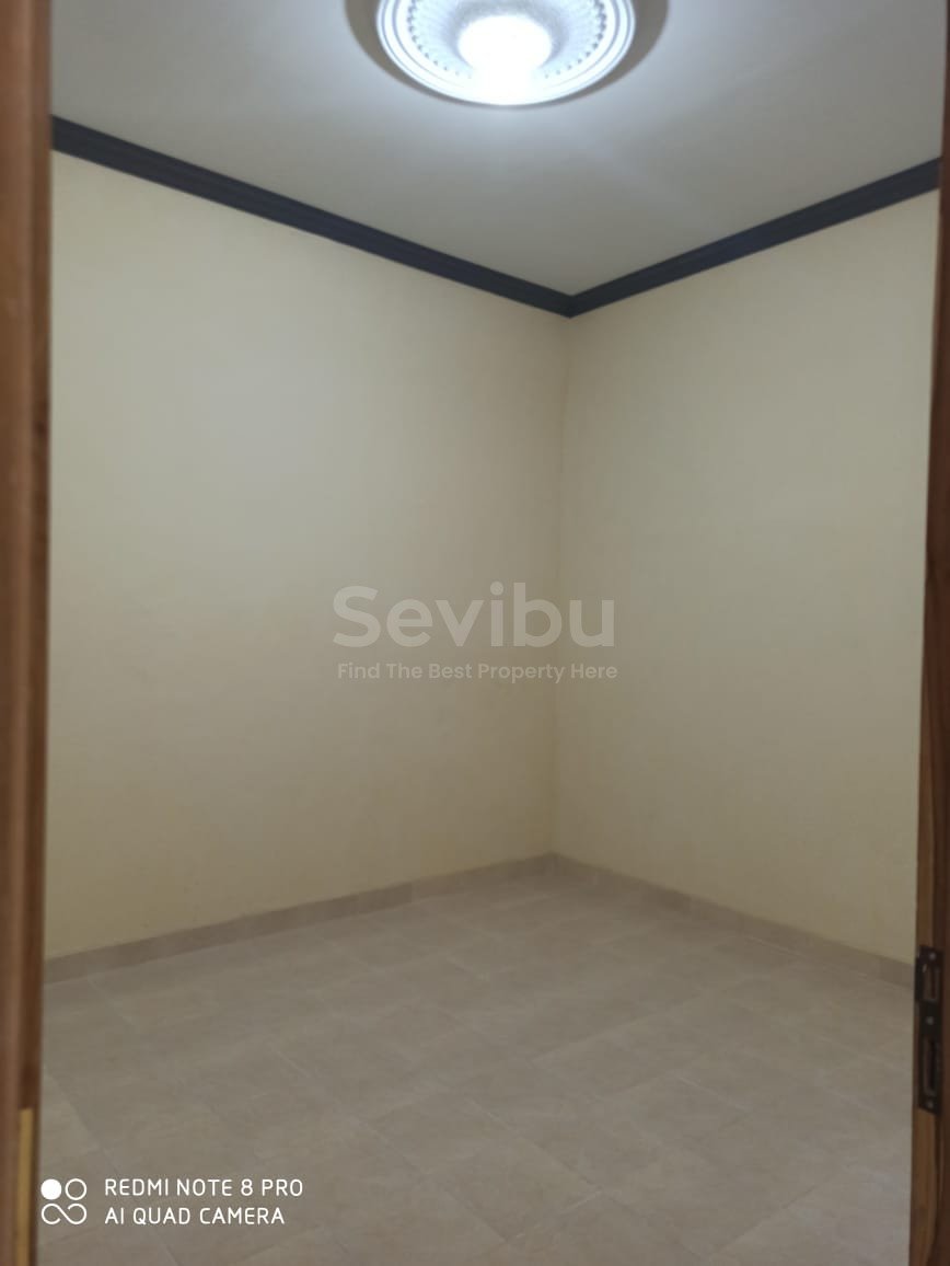 WhatsApp Image 2024-10-14 at 10.17.03