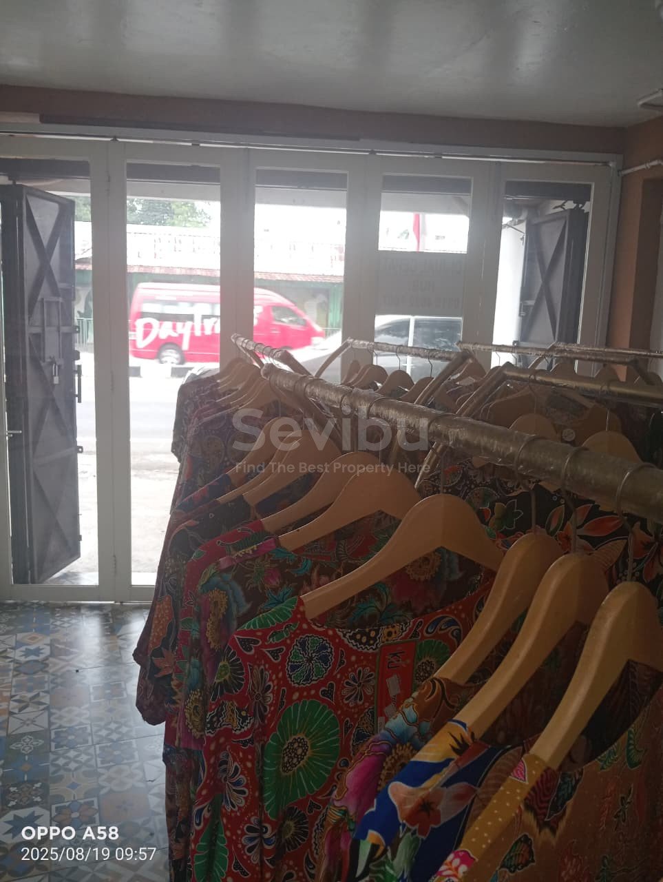 WhatsApp Image 2025-08-23 at 11.59.05