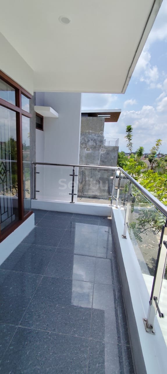 WhatsApp Image 2025-08-29 at 09.50.55 (2)