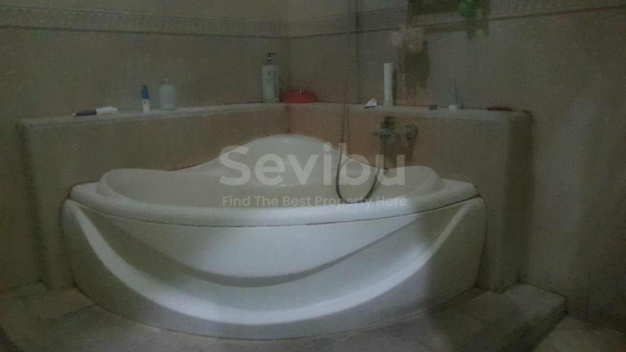 WhatsApp Image 2025-09-04 at 08.41.00 (1)