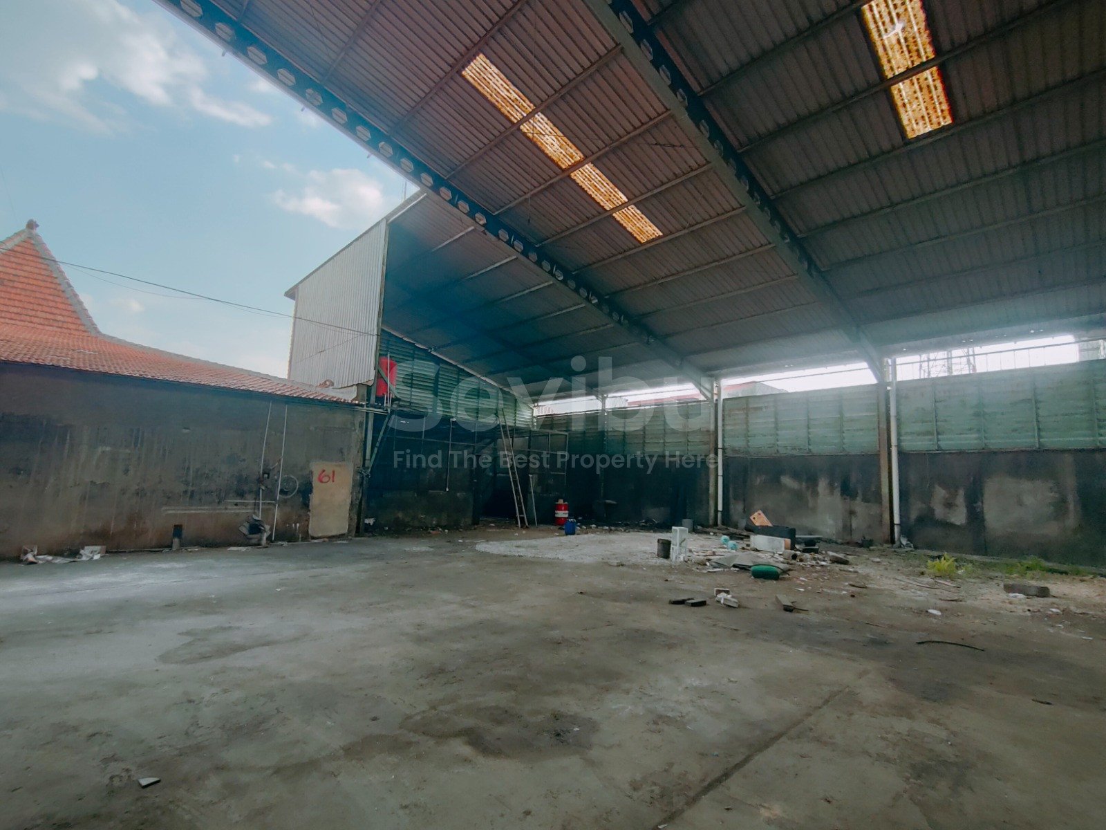 WhatsApp Image 2025-09-09 at 08.38.11 (1)