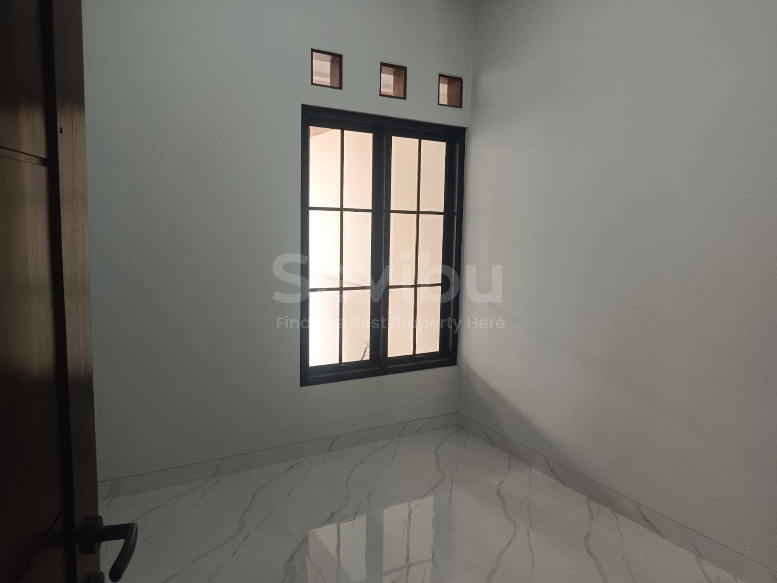 WhatsApp Image 2025-09-17 at 10.45.53 (1)