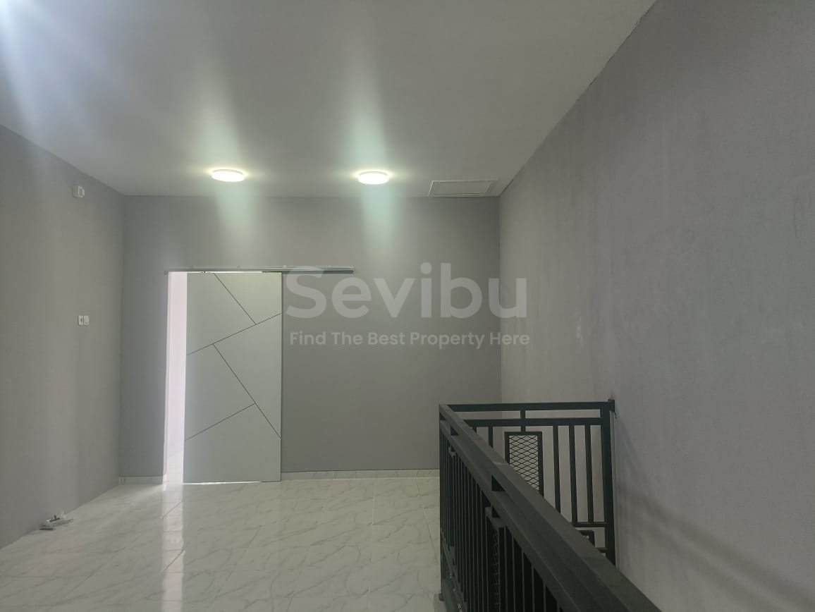 WhatsApp Image 2025-11-08 at 11.03.05