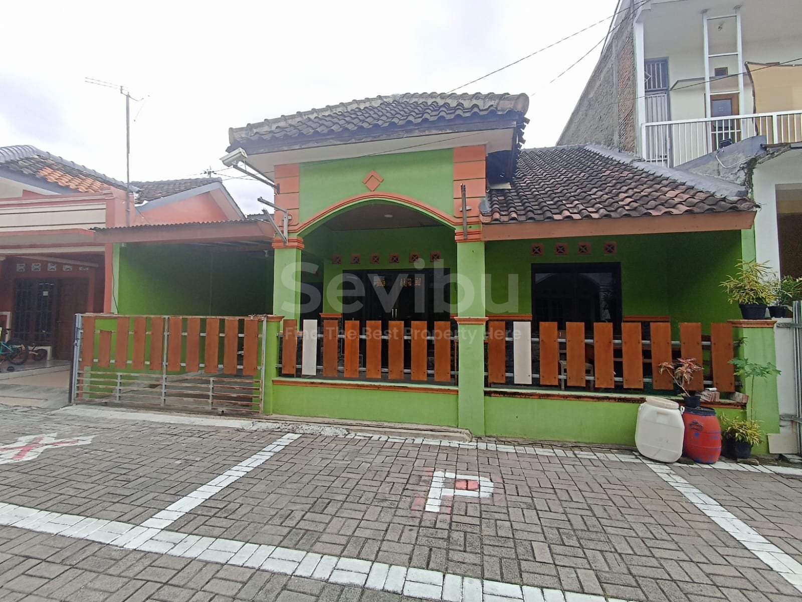 WhatsApp Image 2025-11-13 at 10.52.48