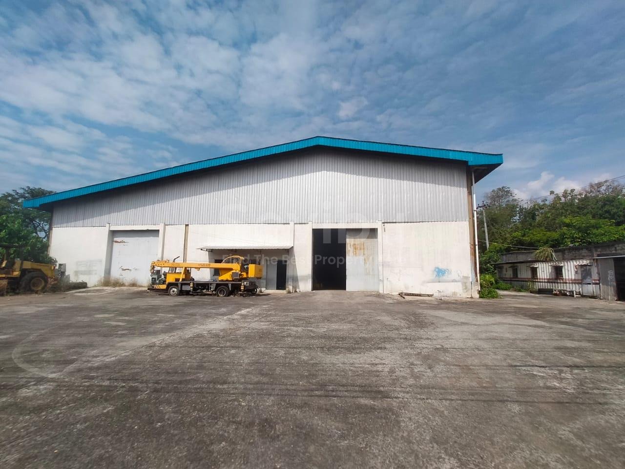 WhatsApp Image 2025-11-13 at 13.28.44 (1)