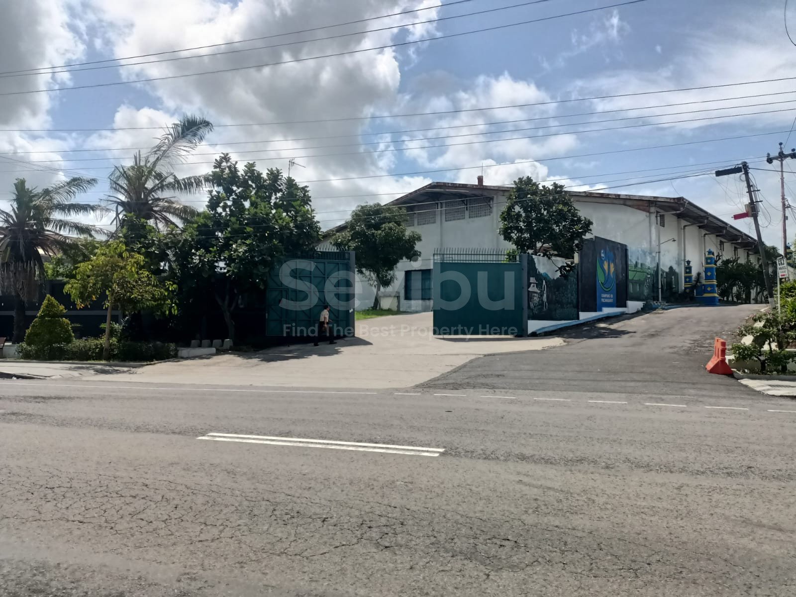 WhatsApp Image 2025-11-28 at 12.49.42