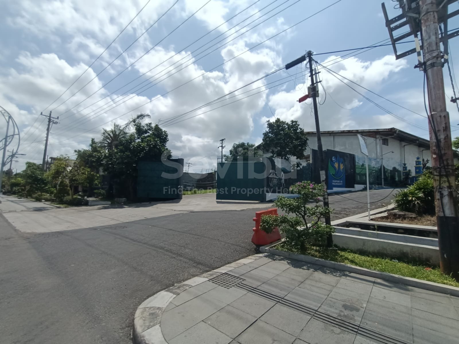 WhatsApp Image 2025-11-28 at 12.49.49