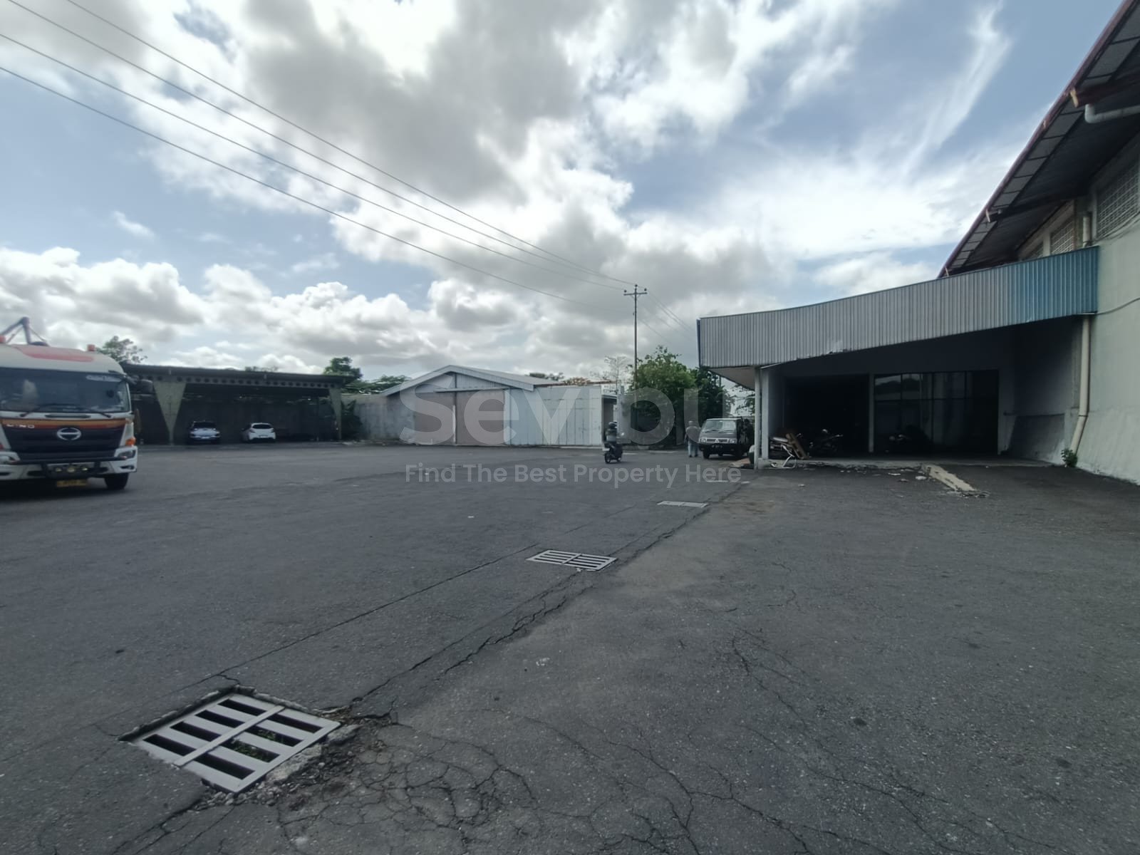 WhatsApp Image 2025-11-28 at 12.49.50 (2)