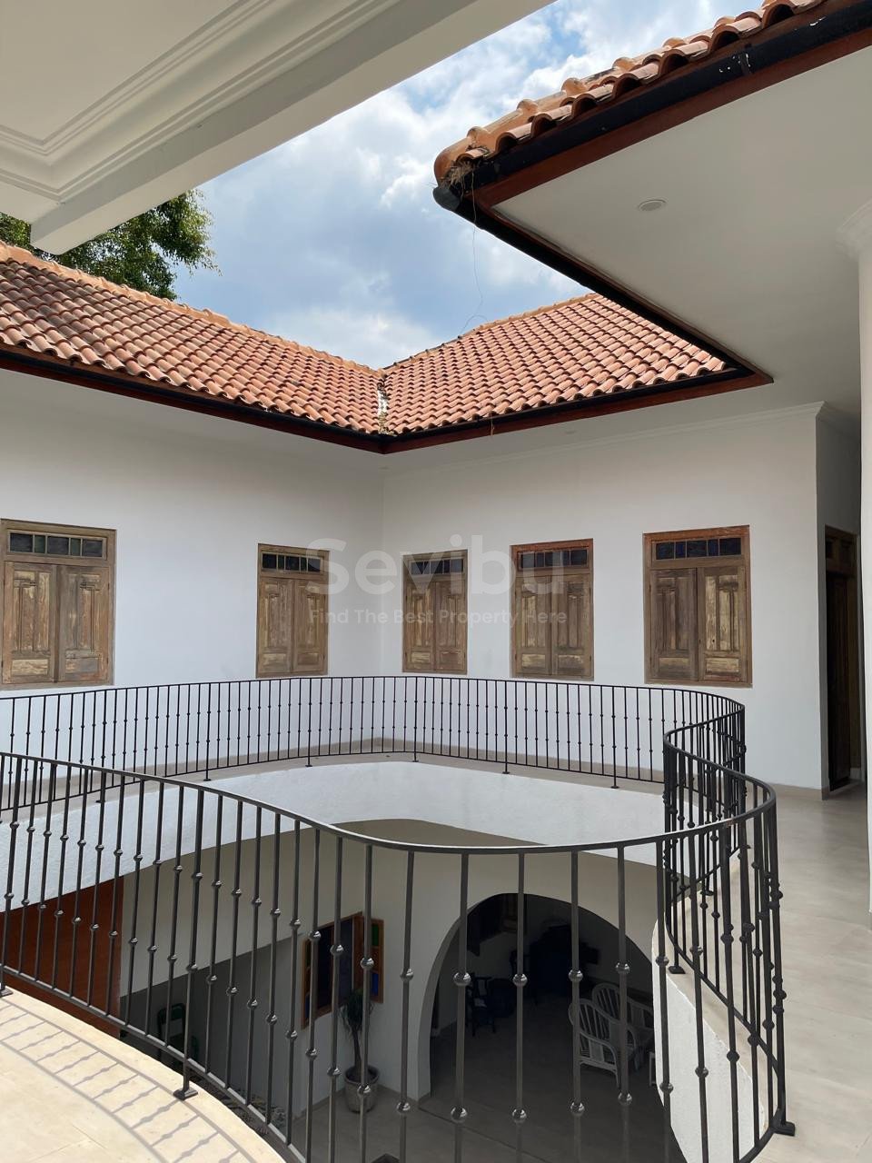 WhatsApp Image 2025-12-05 at 19.13.57