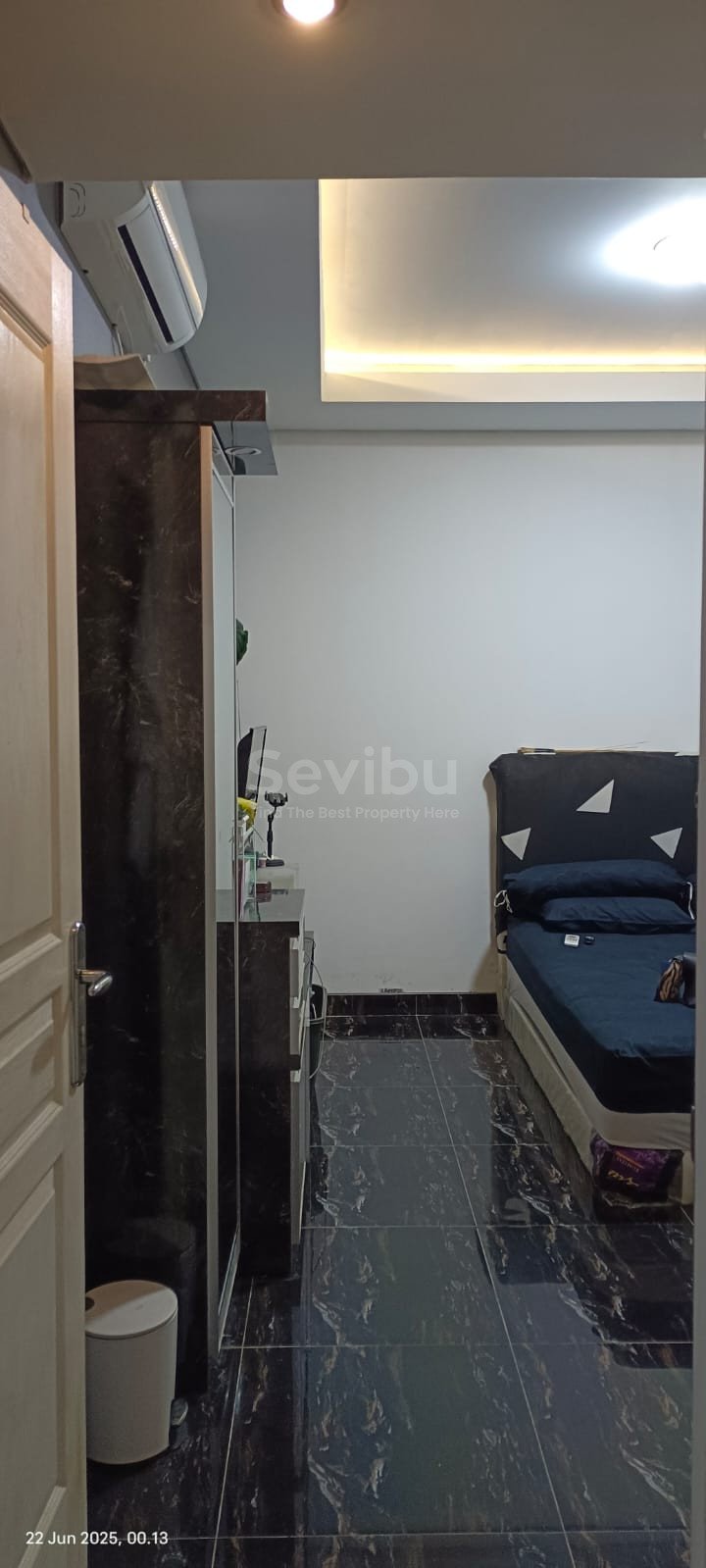 WhatsApp Image 2025-12-11 at 22.17.04