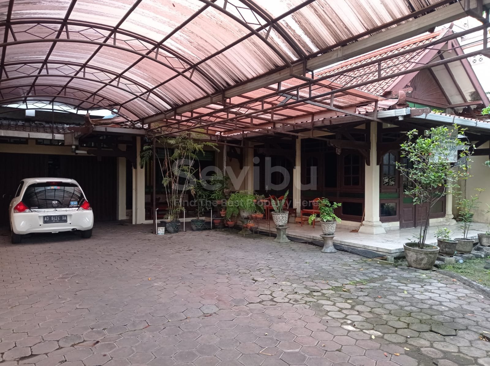 WhatsApp Image 2025-08-28 at 09.29.18