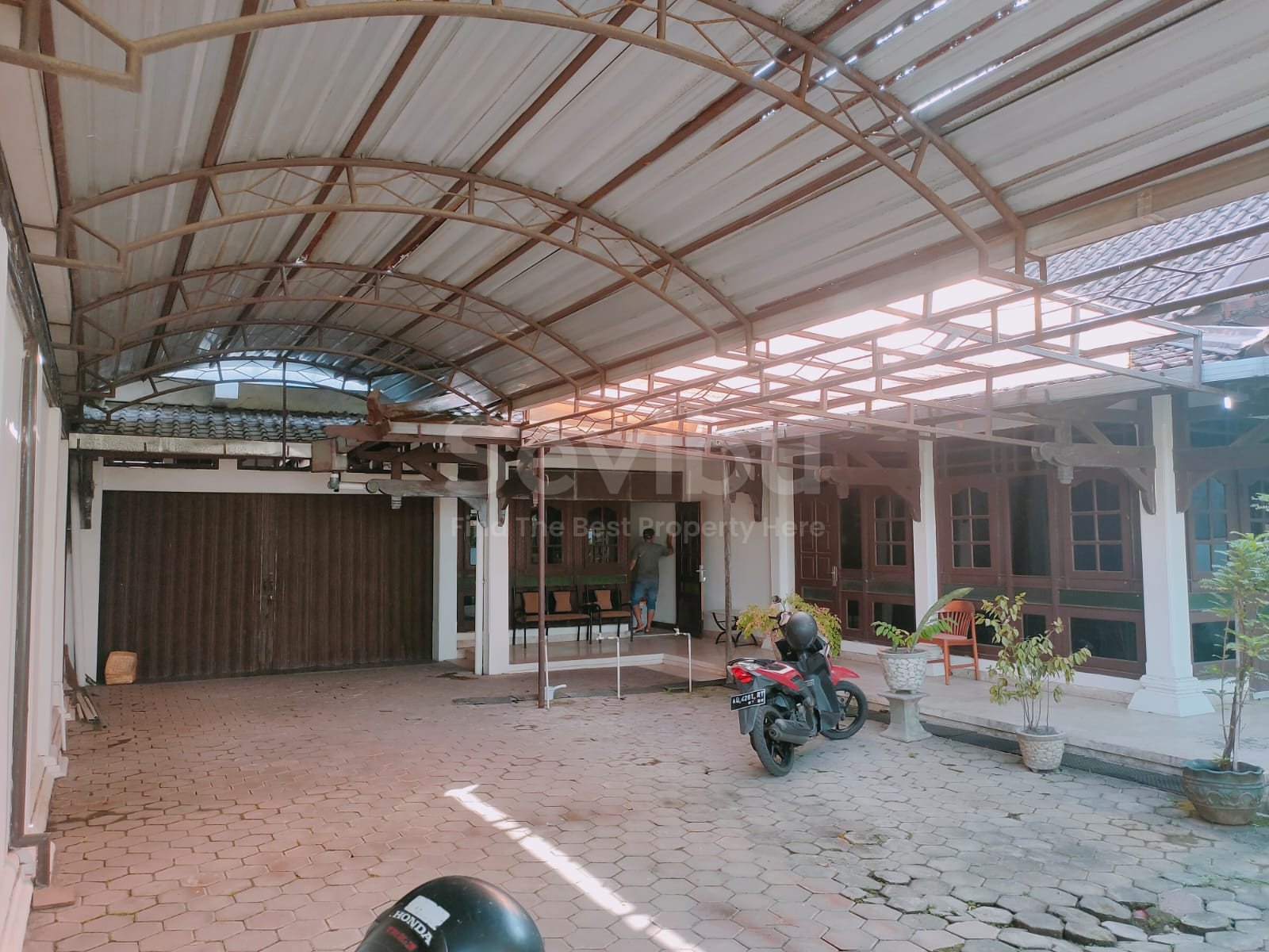 WhatsApp Image 2025-09-02 at 09.12.06