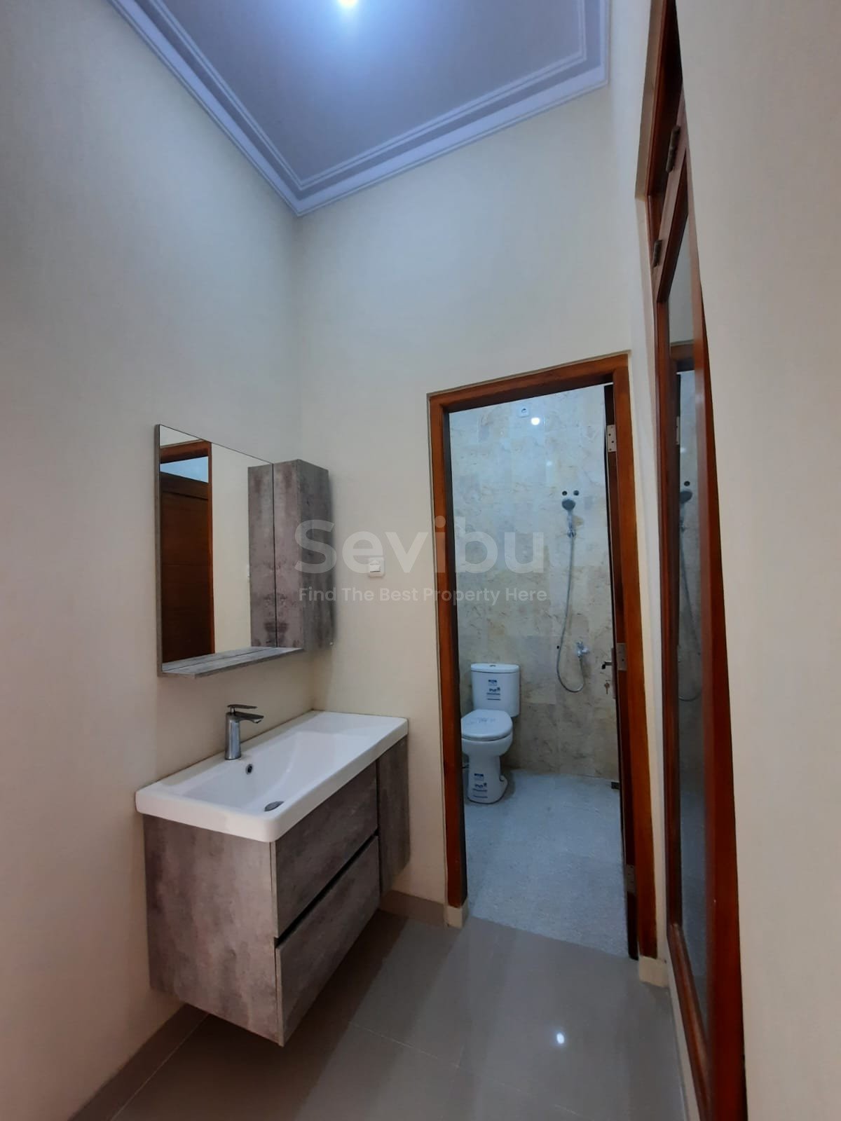 WhatsApp Image 2025-12-08 at 09.07.23 (2)