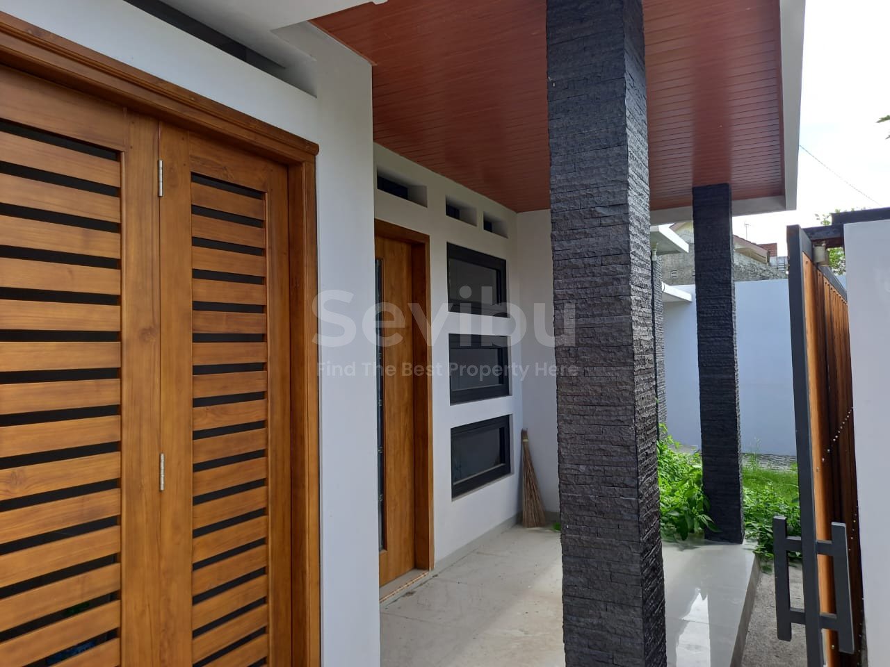 WhatsApp Image 2025-12-11 at 10.07.49