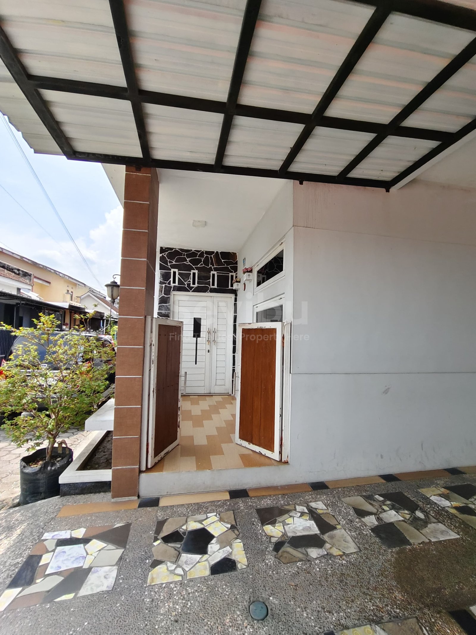 WhatsApp Image 2024-06-13 at 13.18.28 (1)