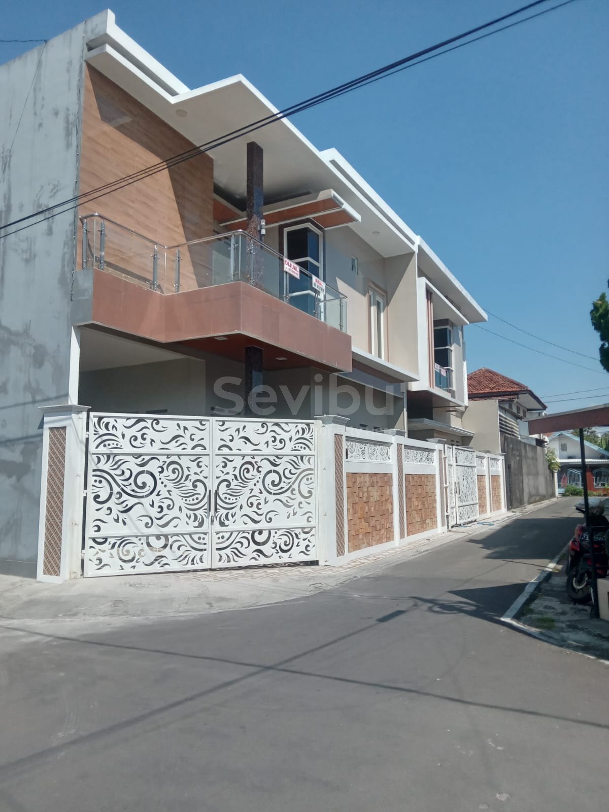 WhatsApp Image 2024-07-12 at 13.52.09 (1)