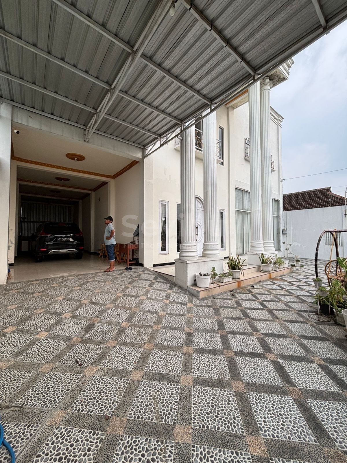 WhatsApp Image 2024-12-03 at 11.47.40 (2)