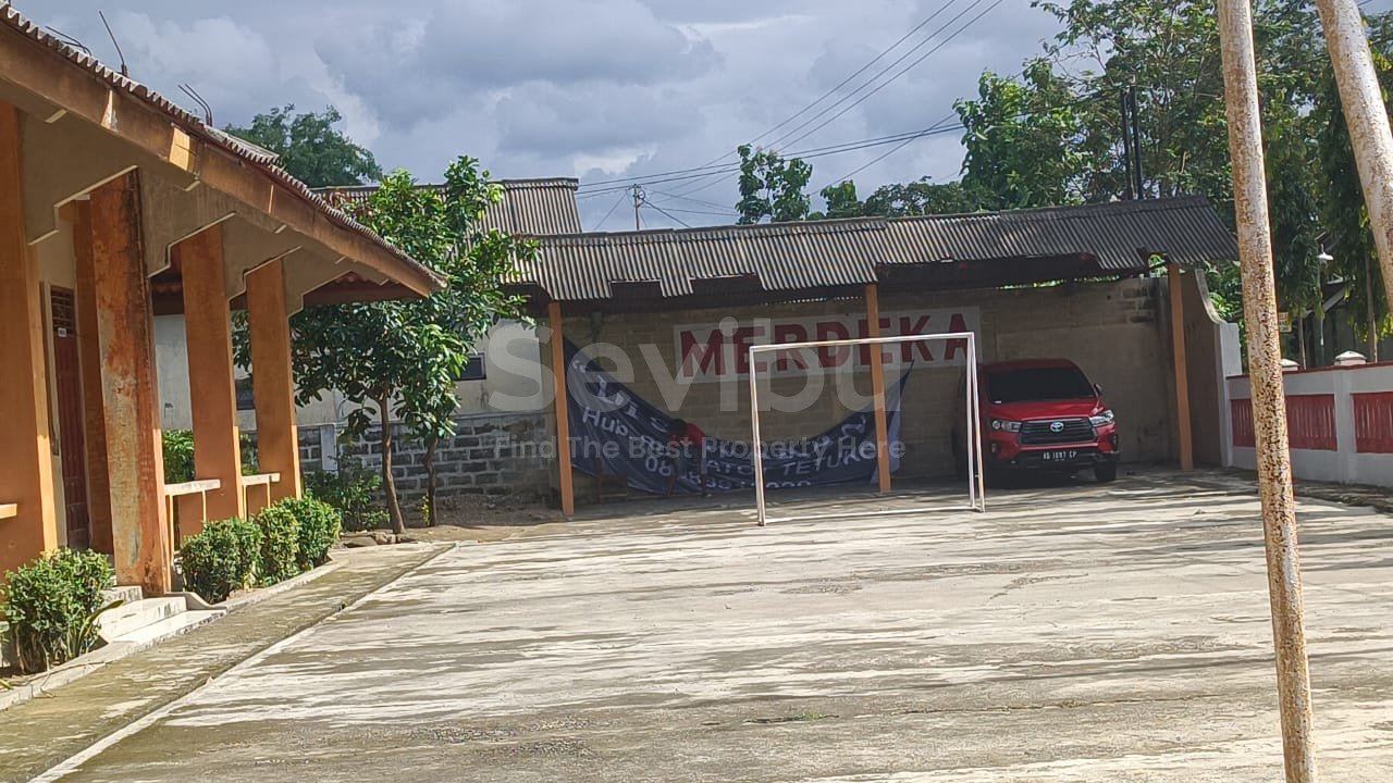 WhatsApp Image 2025-05-09 at 13.08.07 (1)