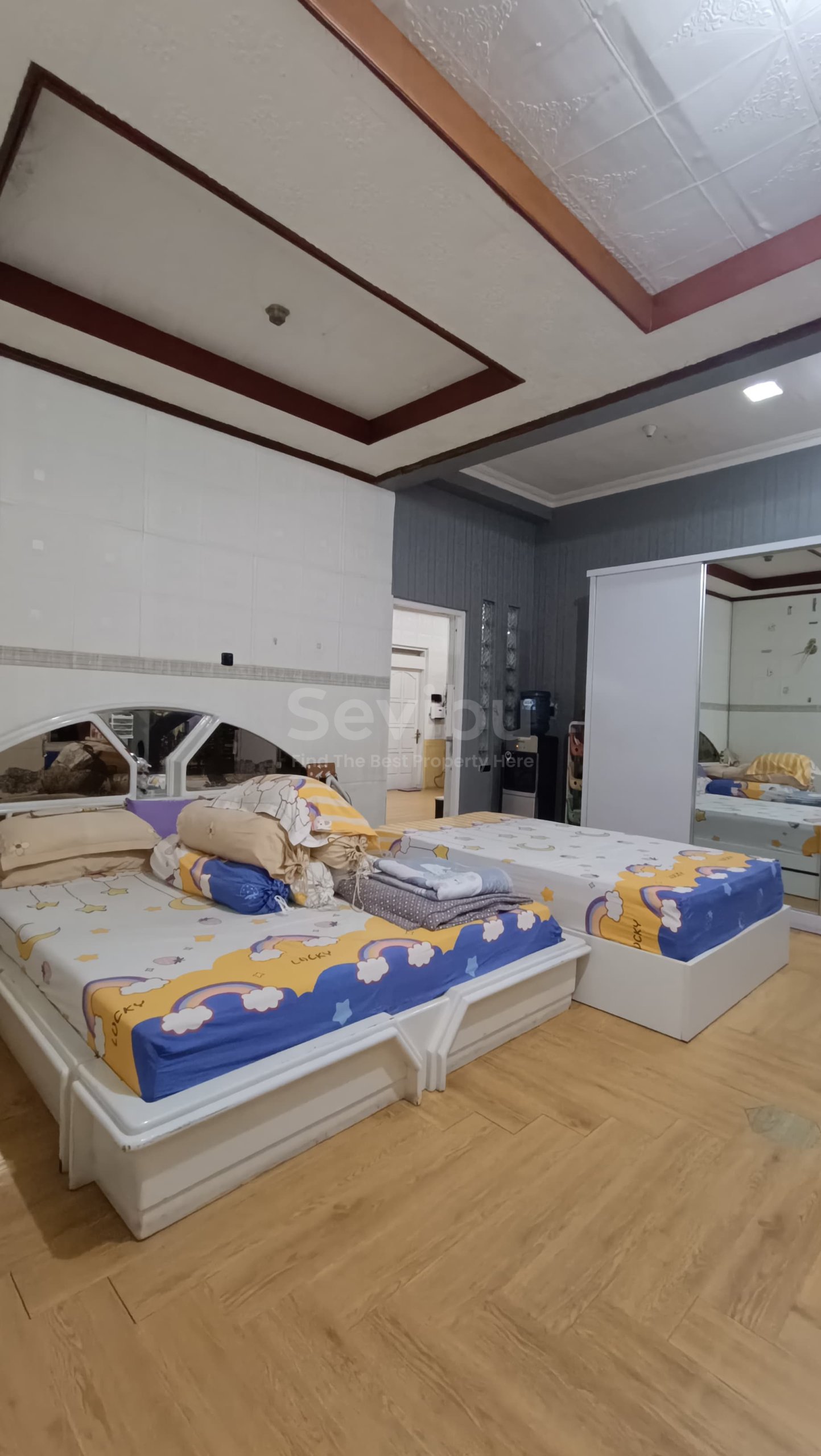 WhatsApp Image 2025-05-09 at 16.16.54 (1)