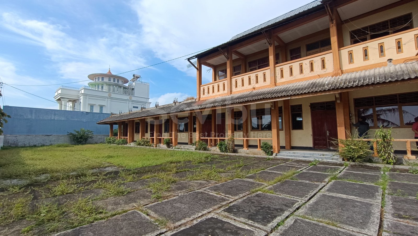 WhatsApp Image 2025-05-09 at 16.18.27